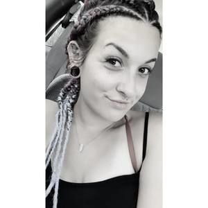 Meet your Posher, Haley